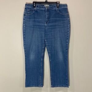 Plus Size Relaxed Jeans By Riders. Size 18P.